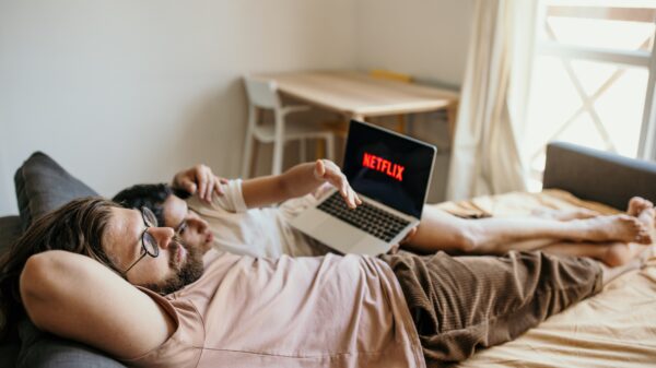 Decentralized consumers will react to Netflix's password policy.